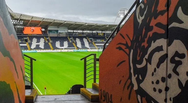 Hull City, Erol Bulut'un takımına patladı: Kötü seri sona erdi
